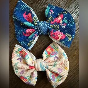 Girls Mermaid Aligator Clip Bows Multicolored